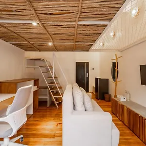 Clan Living - The Founder Hotel